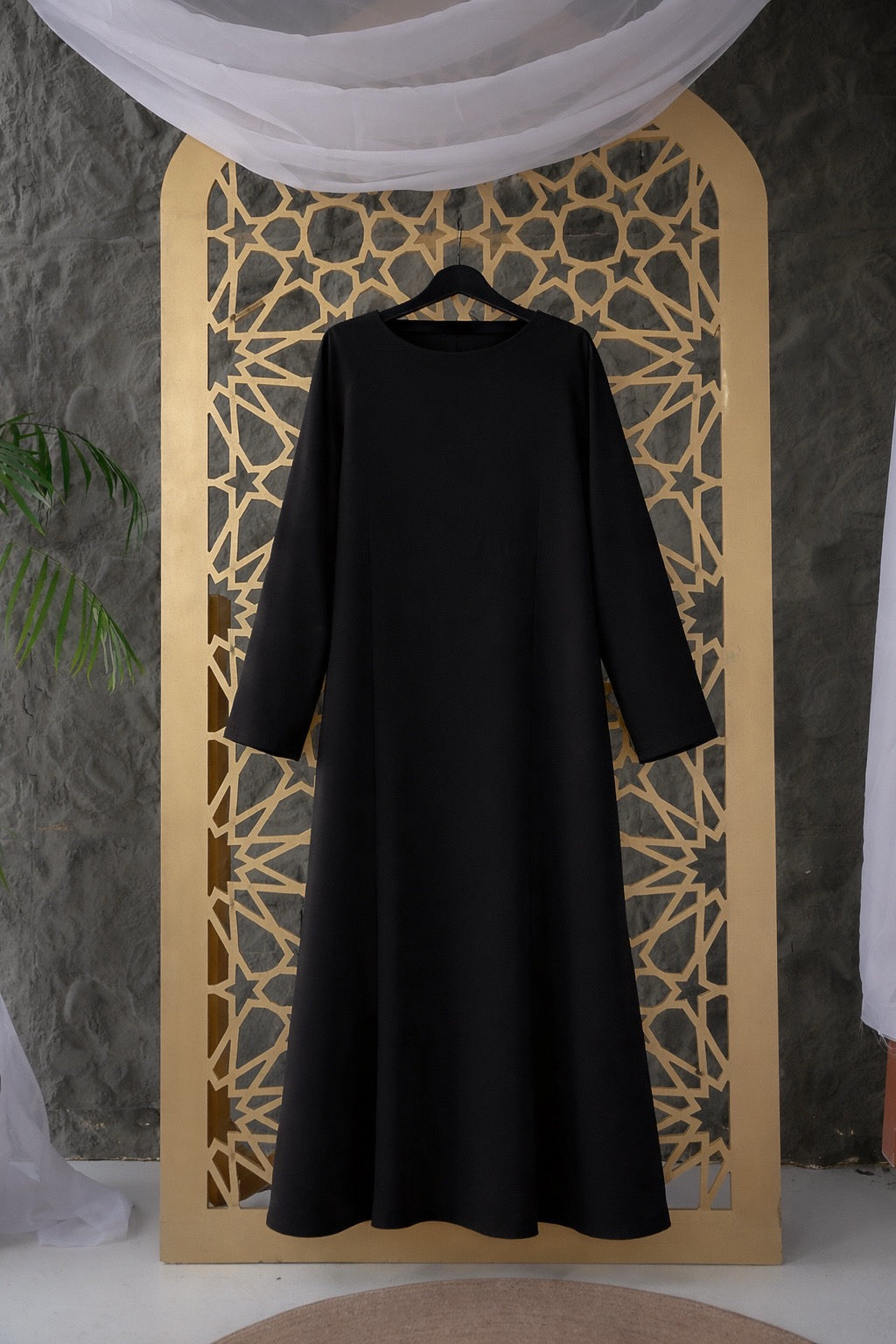 BASIC DRESS